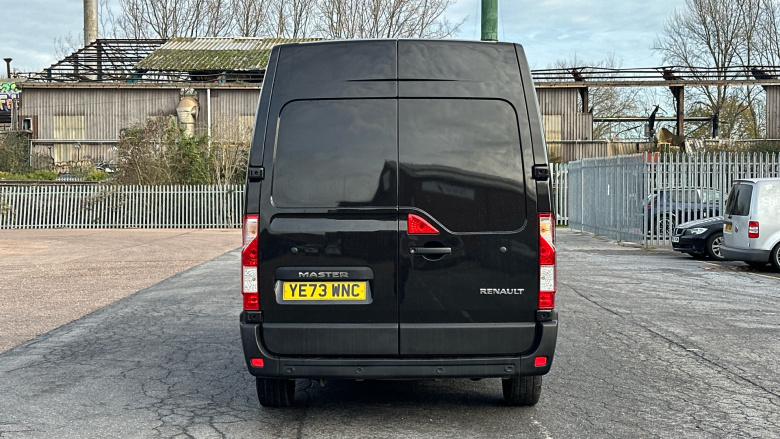 Renault Master Mwb Diesel Fwd MM35 Blue dCi 135 Advance Medium Roof Van